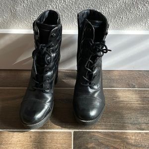 Black heel combo boots